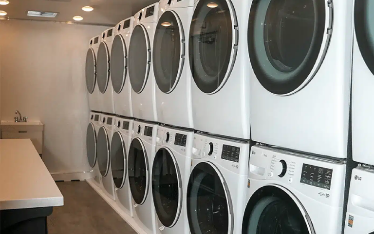 Laundry Trailers for Disaster Relief and Long-Term Construction & Data Center Projects in Texas